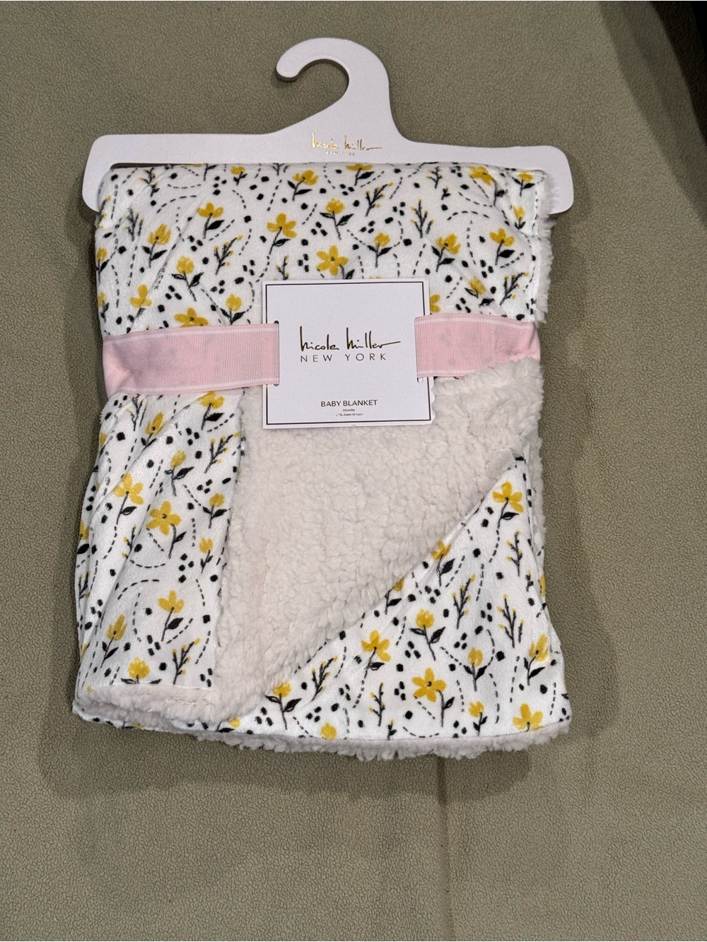 NWT Nicole Miller Floral Sherpa Baby Blanket 30x40 Yellow White